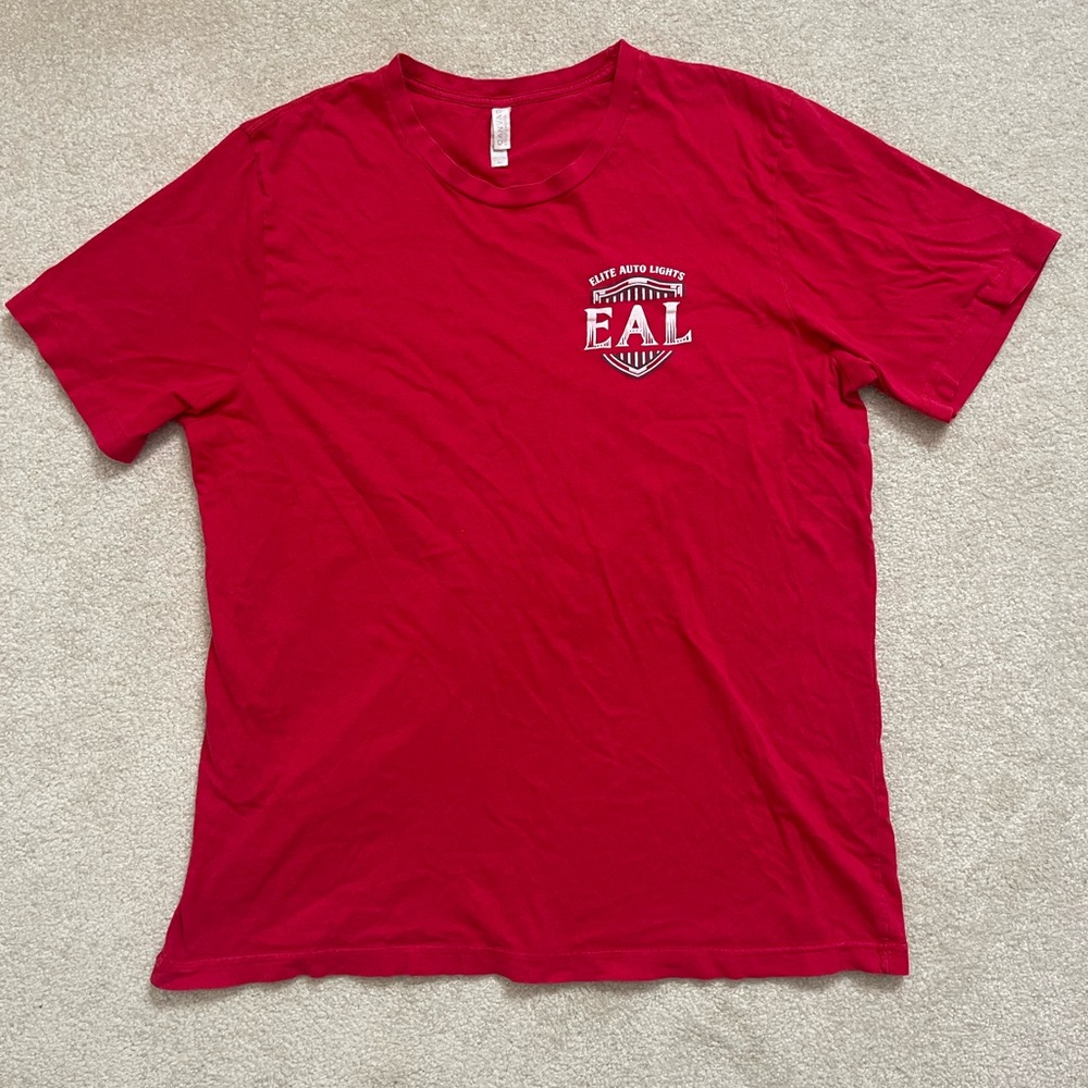 Vintage red car t-shirt size XL - short sleeve Elite Auto Lights Flat Rock, NC
